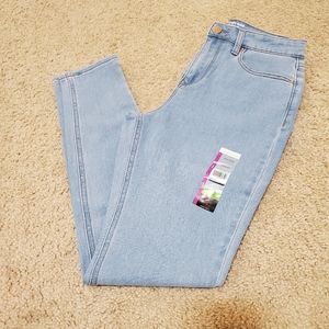 No Boundaries High Rise Skinny Jeans